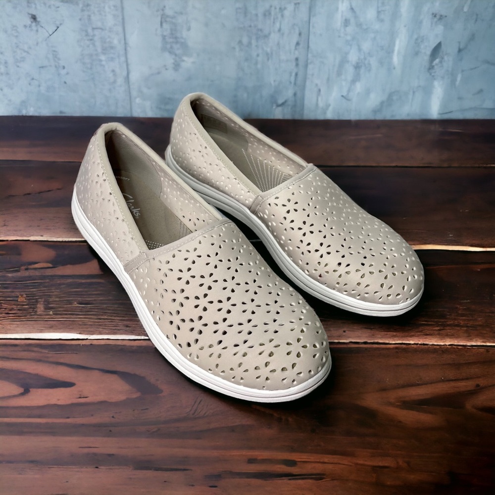 Clarks Cloudsteppers Taupe Breeze Emily Slip On Shoes 7.5 New